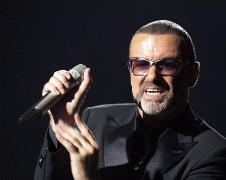 Hundreds of fans bid farewell to George Michael